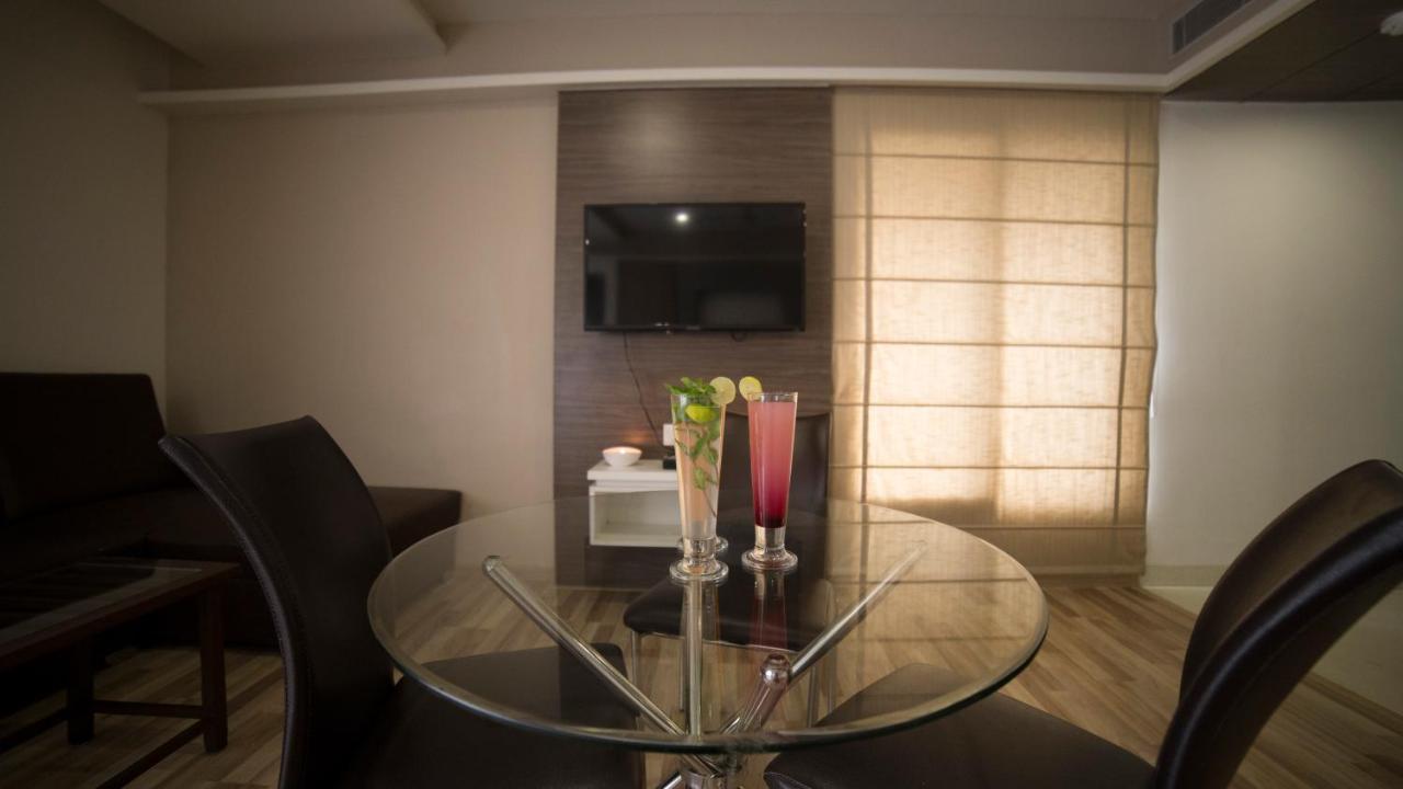 Hotel Abode By Shree Venkateshwara Hyderabad Ngoại thất bức ảnh